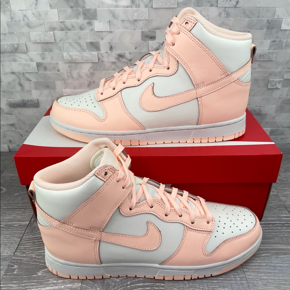 Wmns Nike Dunk Hi ‘Crimson Tint’
